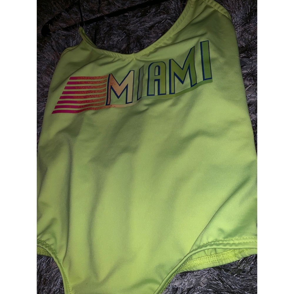 Lime green bodysuit - Picture 2 of 8